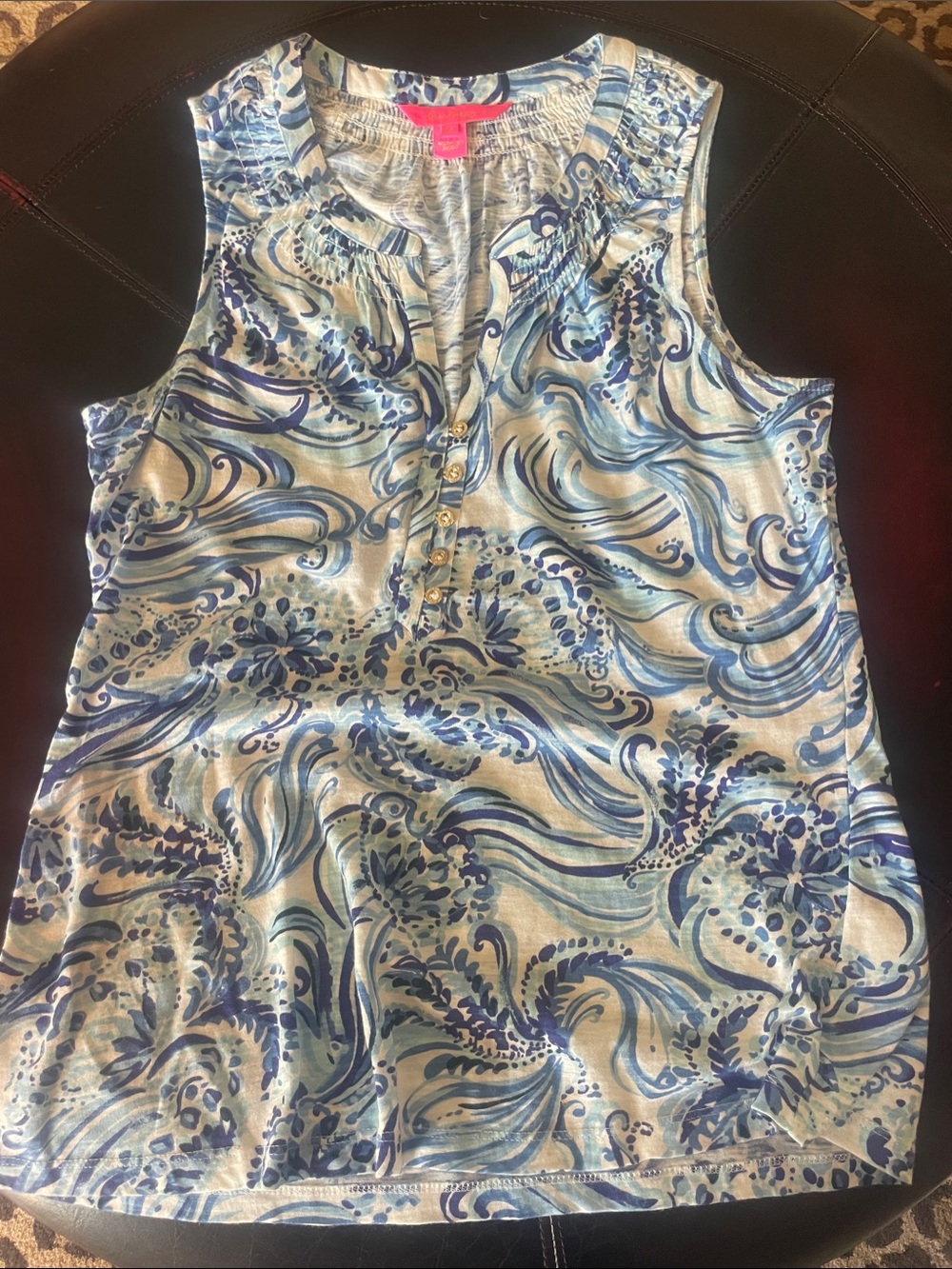 Lilly Pullitzer Sleeveless Blue Swirl Print Women's Vneck Top Goldtone Buttons